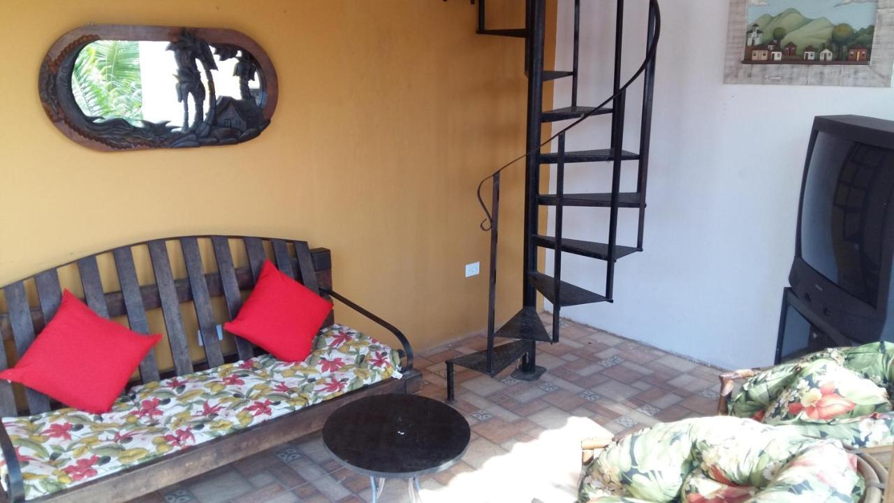 Pousada Casa Do Rio Hostel - 8 Min Do Centro Historico - Passeio De Barco Com Saida Da Pousada -Pago A Parte- Perto Das Praias E Beira Rio Araquari Eksteriør bilde