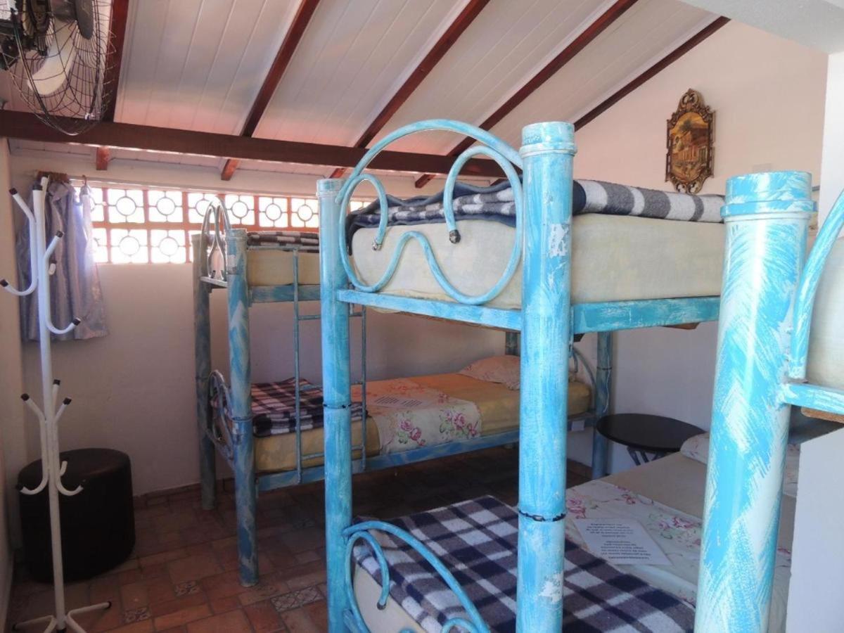 Pousada Casa Do Rio Hostel - 8 Min Do Centro Historico - Passeio De Barco Com Saida Da Pousada -Pago A Parte- Perto Das Praias E Beira Rio Araquari Eksteriør bilde