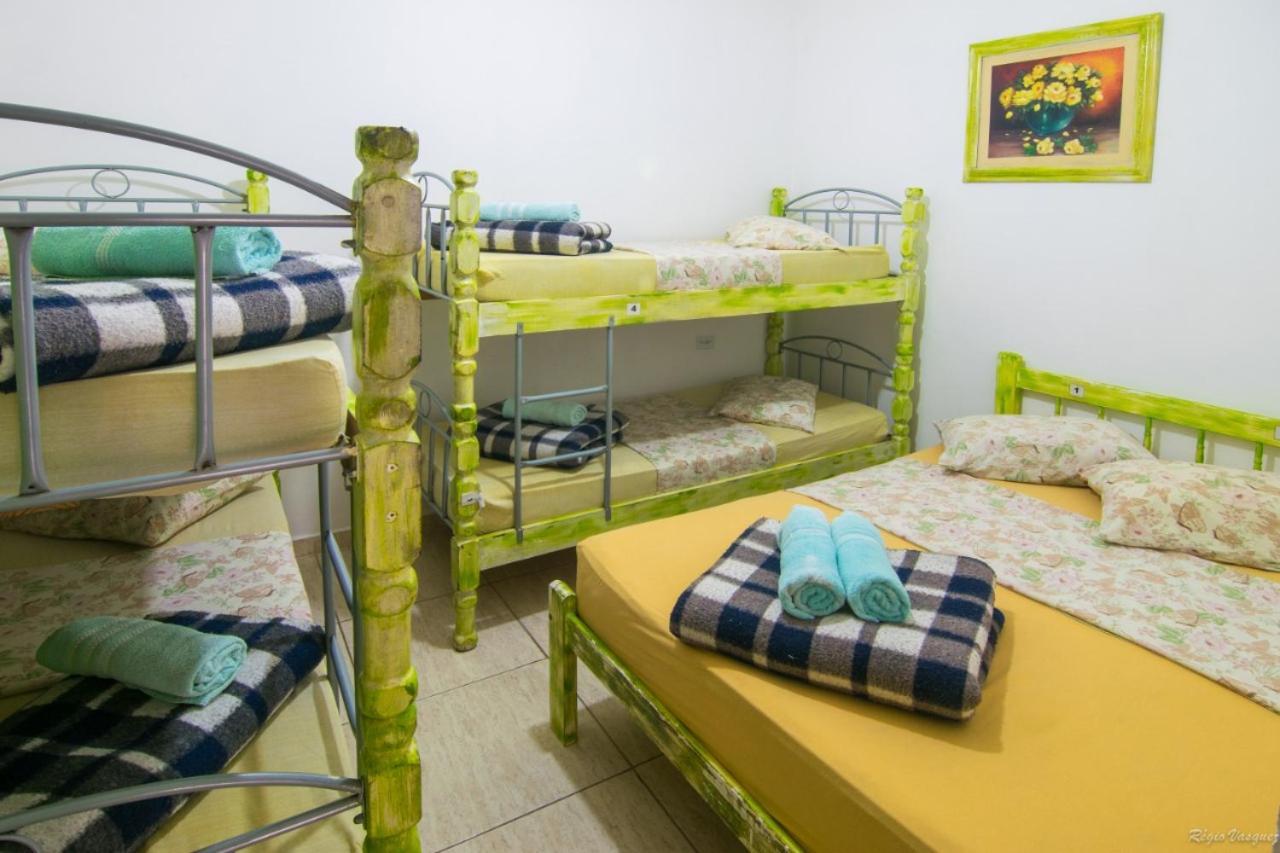 Pousada Casa Do Rio Hostel - 8 Min Do Centro Historico - Passeio De Barco Com Saida Da Pousada -Pago A Parte- Perto Das Praias E Beira Rio Araquari Eksteriør bilde